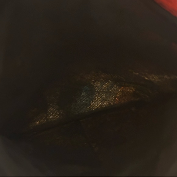 Vogue Magazine Vintage Printed Faux Leather Crossbody Bag Multi-Zip | Brand New - Picture 5 of 5